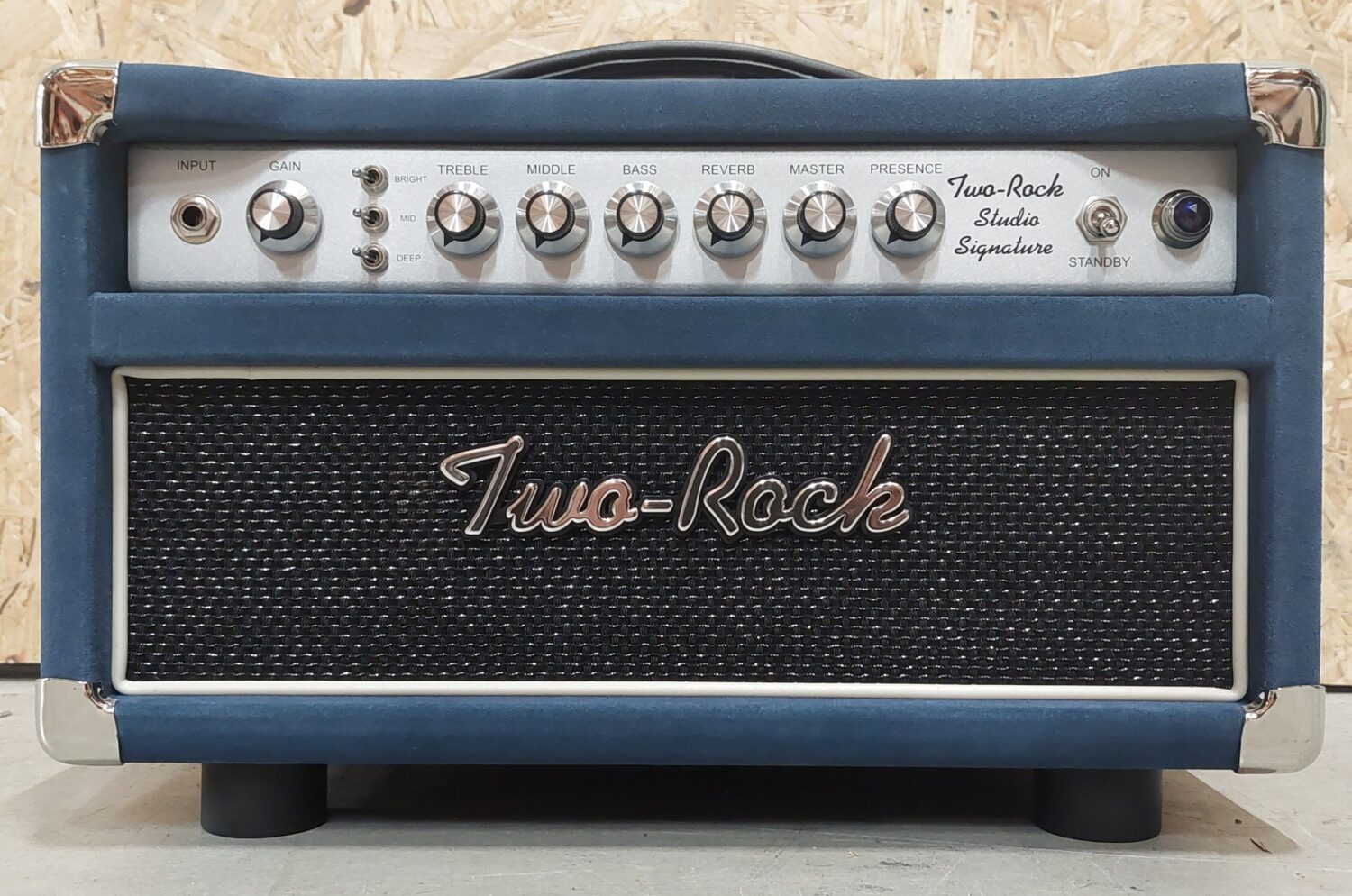 Two Rock Studio signature head 35 , denim suede