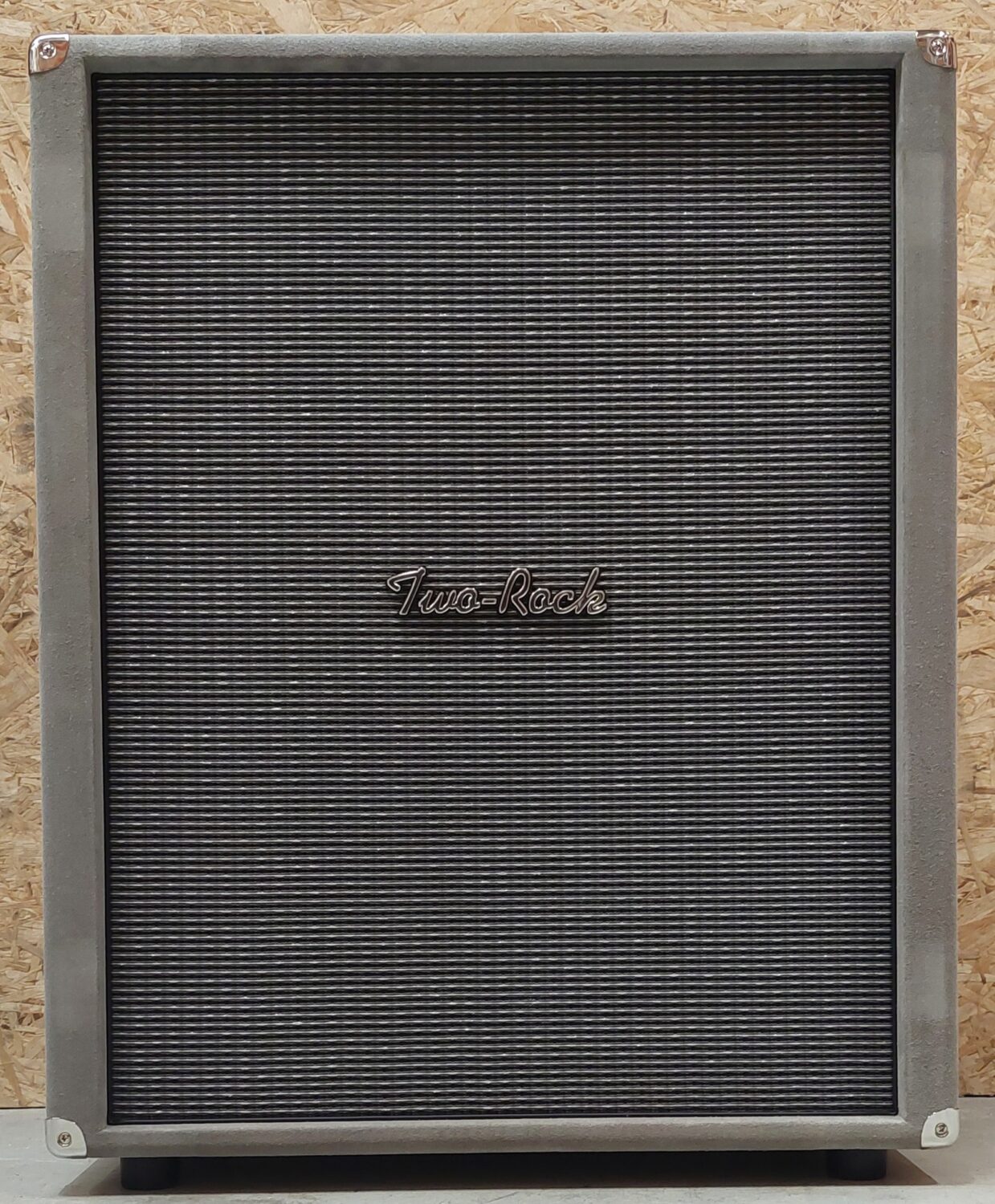 Two Rock 2x12" cab, dark grey suede / vintage silver grilll, Silver sterling matching